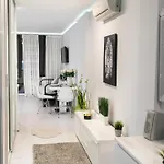 Sunhill Luxury Next Buda Castle Apartment Budapest
